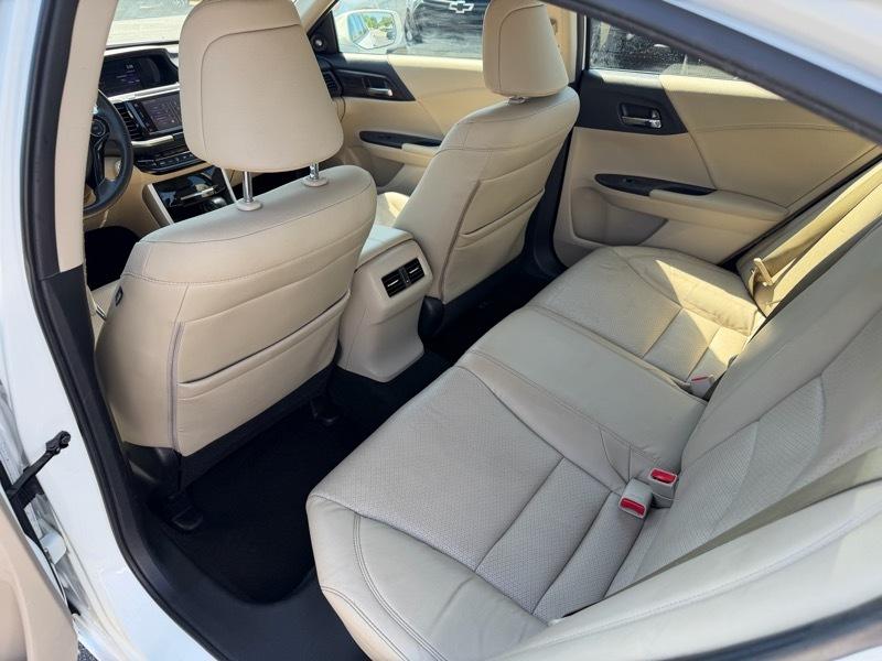 Honda Accord EX-L Sedan CVT 2016