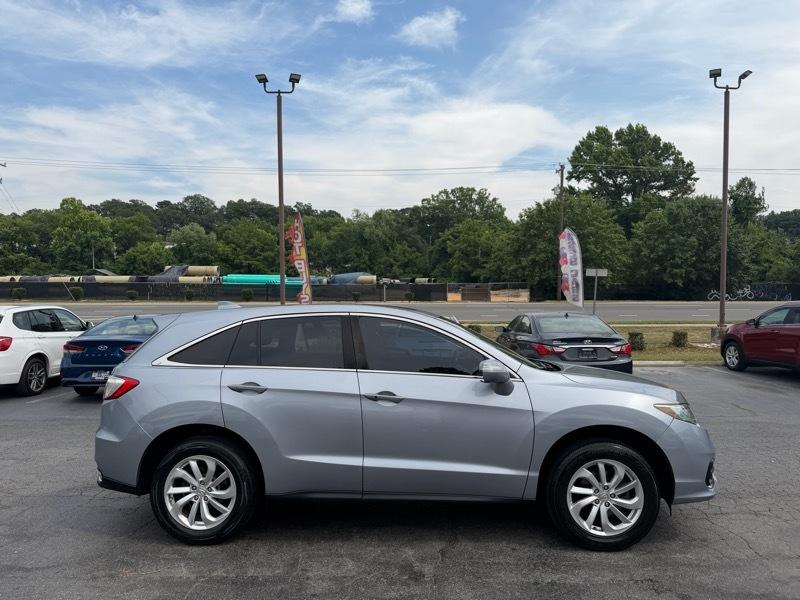 Acura RDX Base 4D SUV FWD 2016