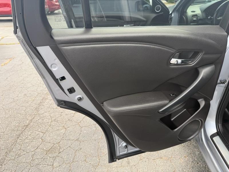 Acura RDX Base 4D SUV FWD 2016
