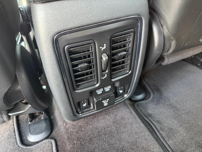 Jeep Grand Cherokee Overland 4WD 2018