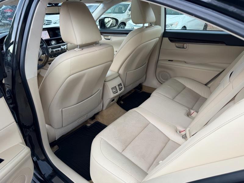 Lexus ES 350 Sedan 2014