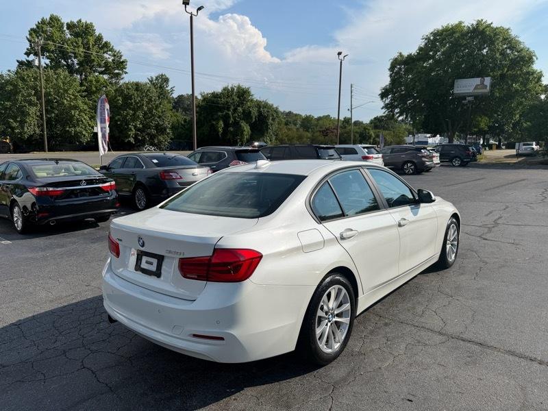 BMW 3-Series 320i xDrive Sedan 2017