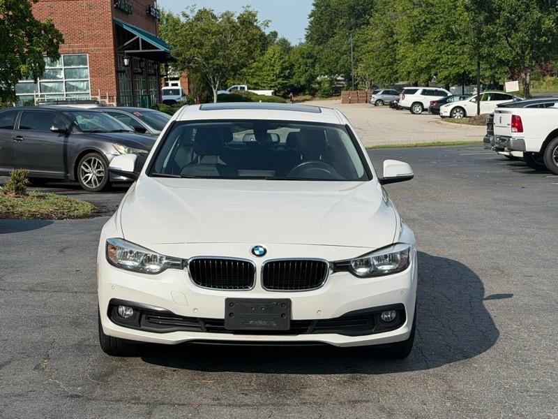 BMW 3-Series 320i xDrive Sedan 2017