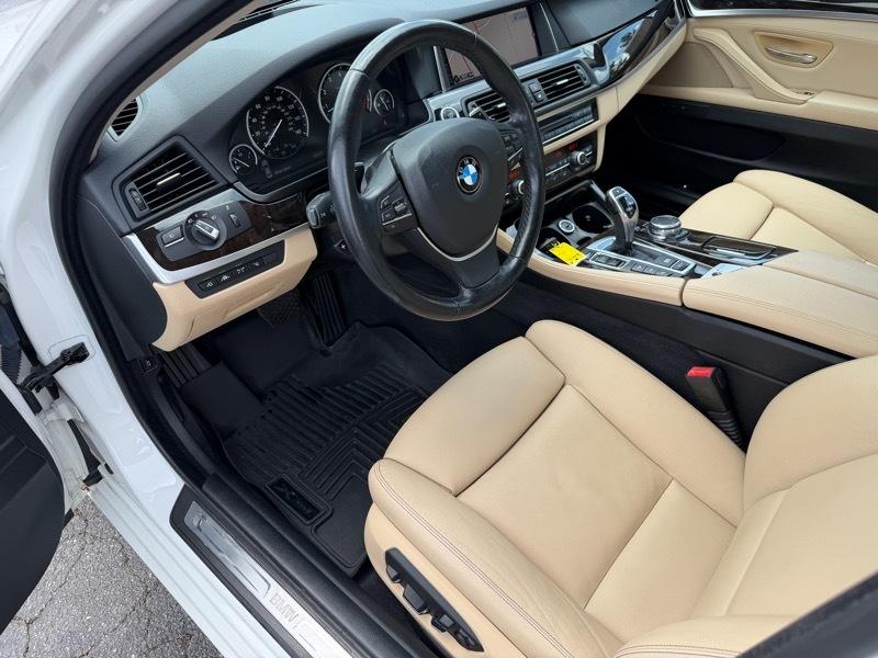 BMW 5-Series 535i xDrive 2016