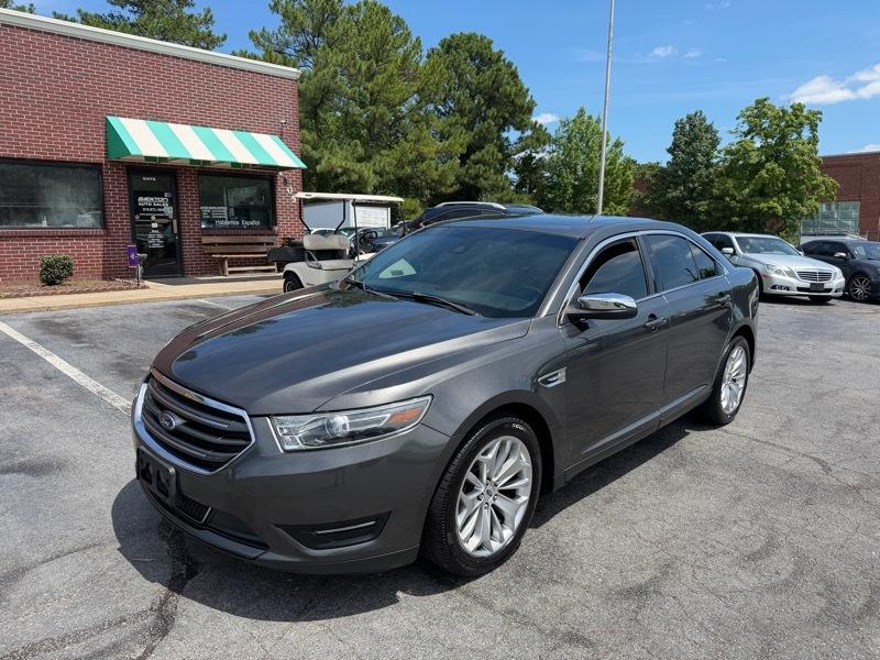 Ford Taurus Limited AWD 2017