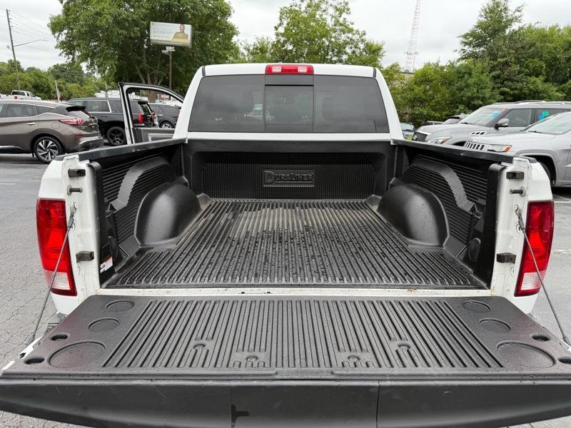 RAM 1500 Big Horn Crew Cab 4WD 2017