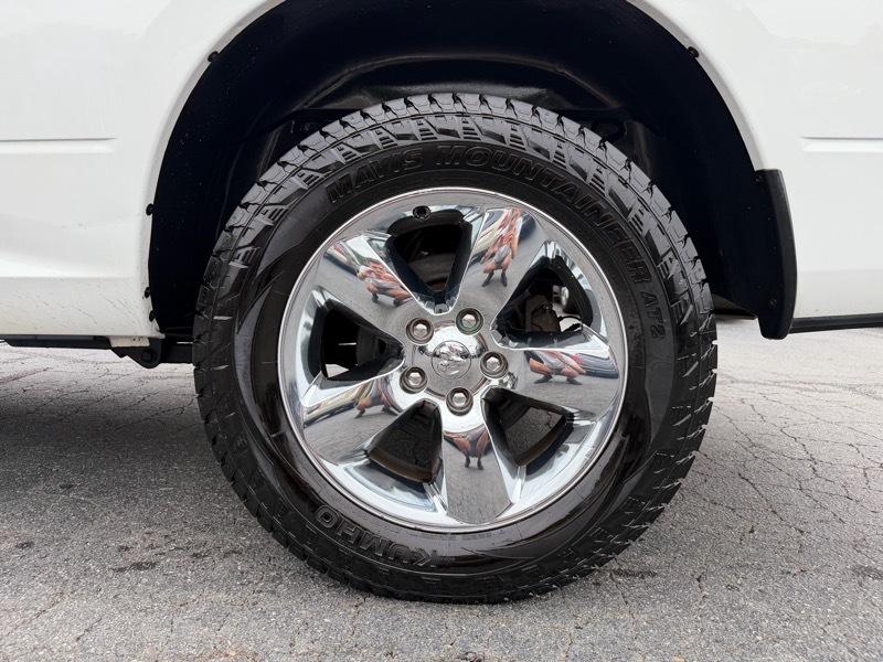 RAM 1500 Big Horn Crew Cab 4WD 2017