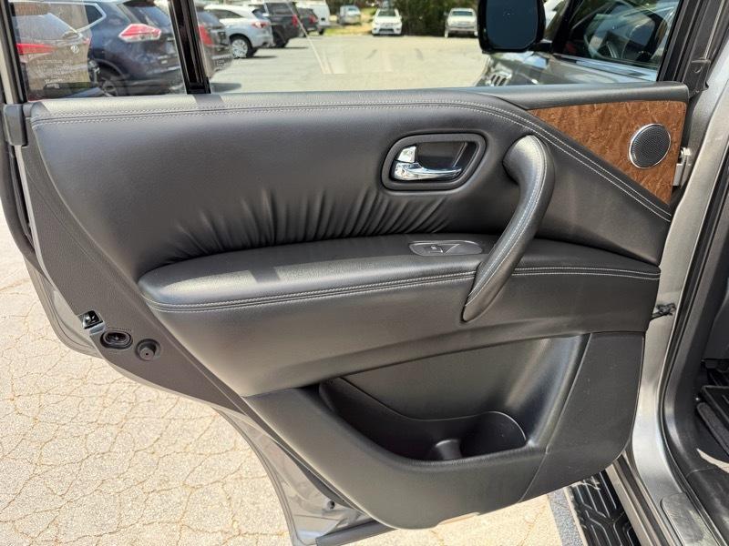 Infiniti QX80 RWD 2017