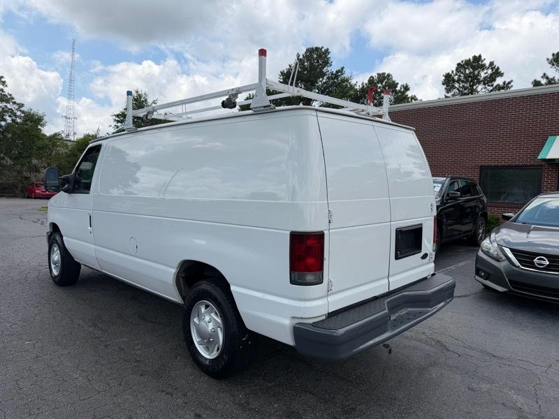 Ford Econoline E-250 2012