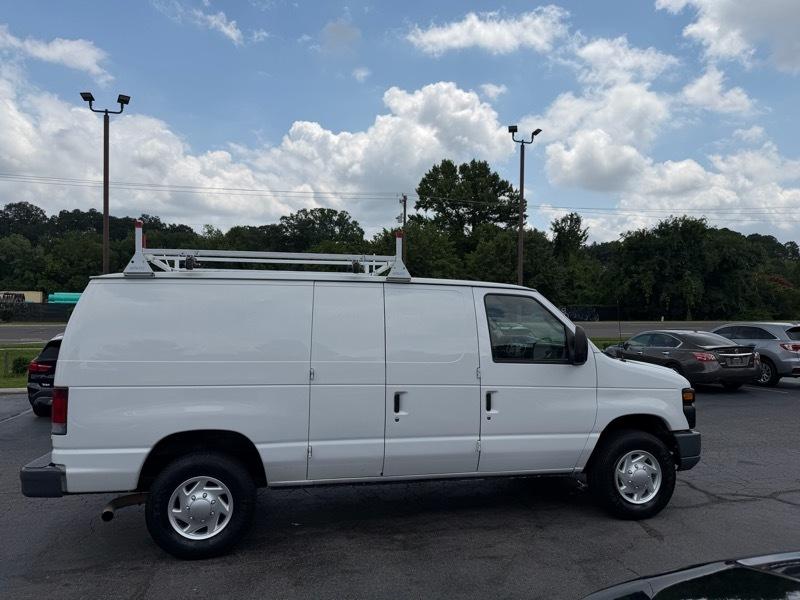 Ford Econoline E-250 2012
