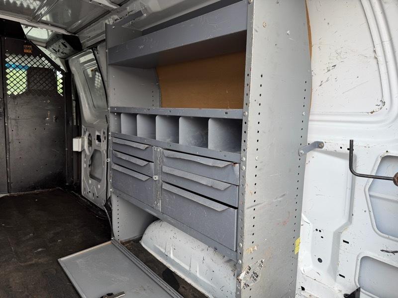 Ford Econoline E-250 2012