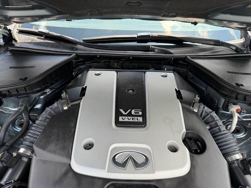 Infiniti Q50 Premium AWD 2015