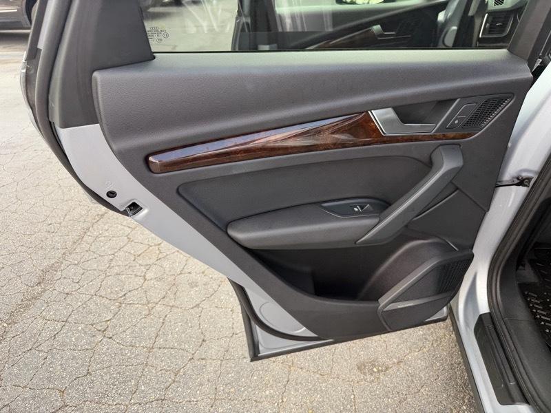 Audi Q5 2.0T Premium Plus quattro 2018