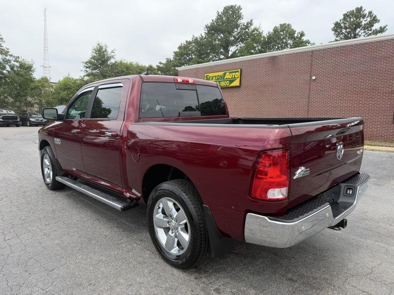 RAM 1500 Big Horn Crew Cab 4WD 2017
