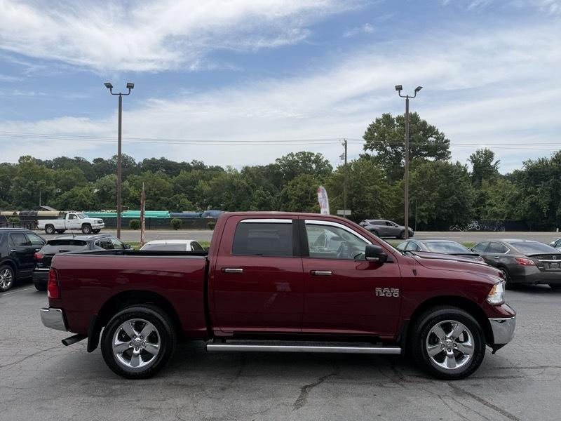 RAM 1500 Big Horn Crew Cab 4WD 2017