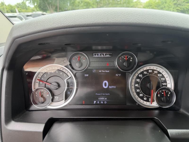 RAM 1500 Big Horn Crew Cab 4WD 2017