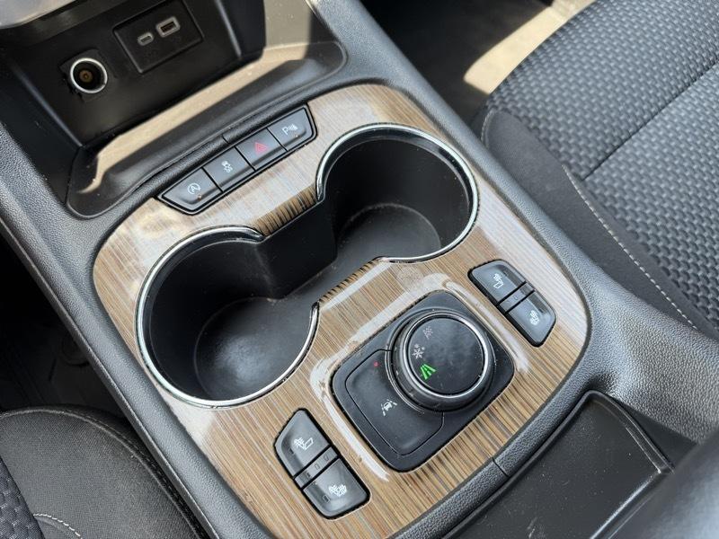 GMC Acadia SLE-1 FWD 2021