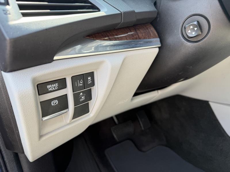 Acura MDX SH-AWD 9-Spd AT w/Tech Package 2018