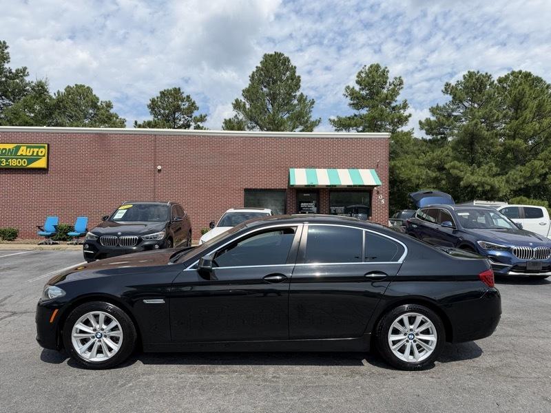 BMW 5-Series 528i 2015