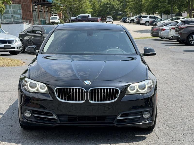 BMW 5-Series 528i 2015