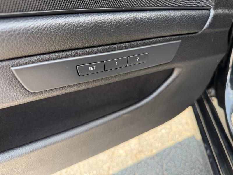 BMW 5-Series 528i 2015