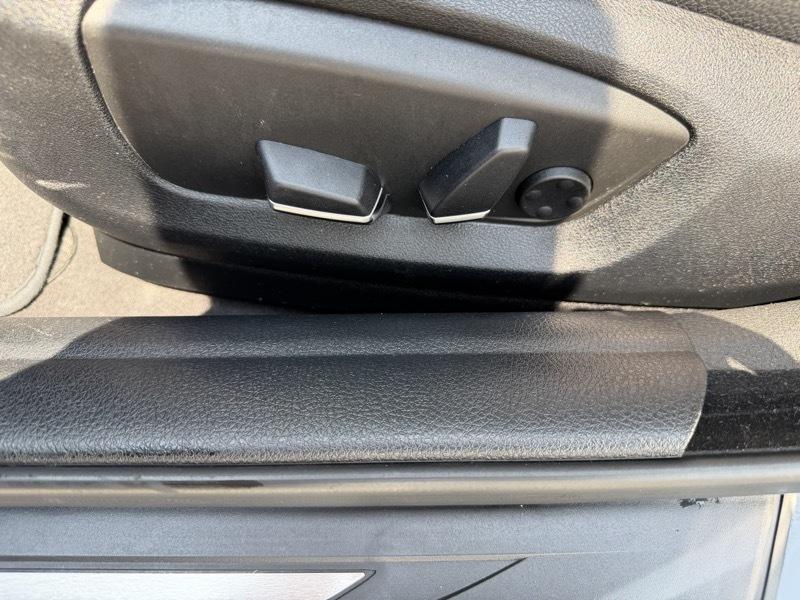 BMW 5-Series 528i 2015