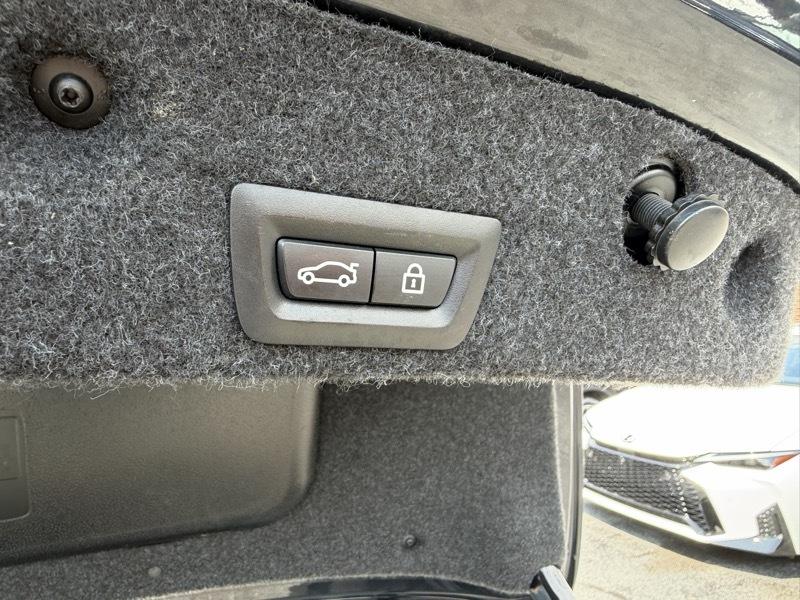 BMW 5-Series 528i 2015