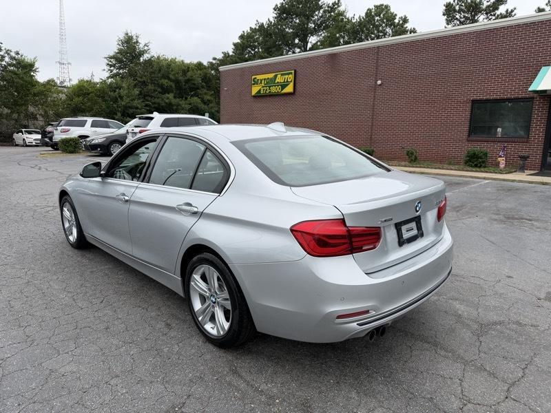 BMW 3-Series 330i xDrive SULEV Sedan 2017