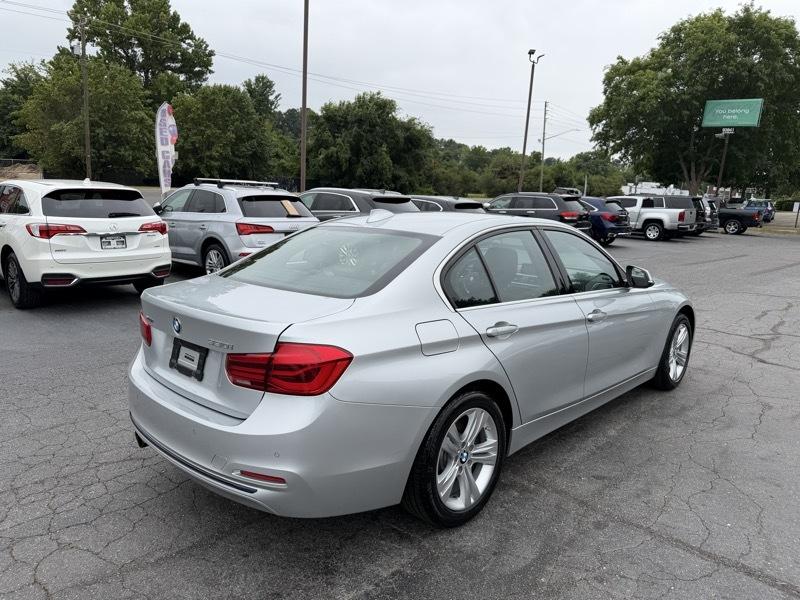 BMW 3-Series 330i xDrive SULEV Sedan 2017