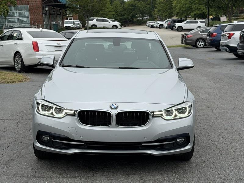 BMW 3-Series 330i xDrive SULEV Sedan 2017