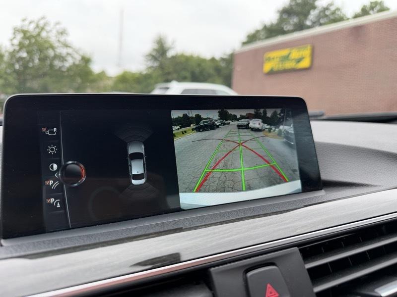 BMW 3-Series 330i xDrive SULEV Sedan 2017