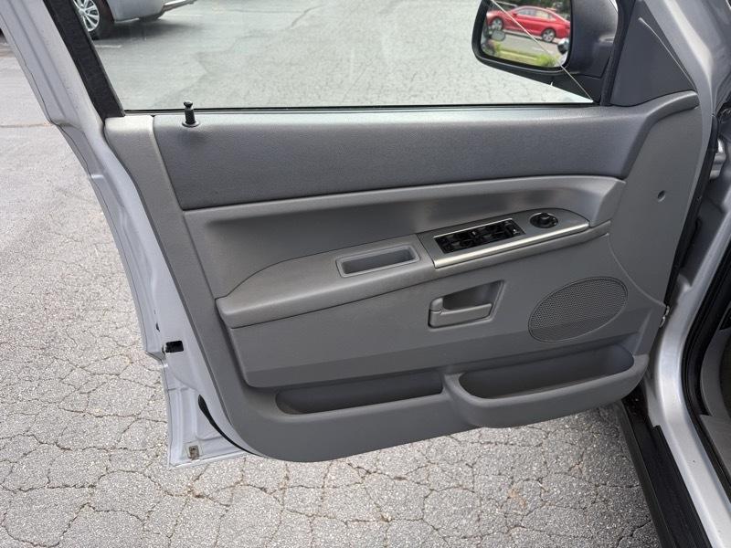 Jeep Grand Cherokee Laredo 4WD 2005