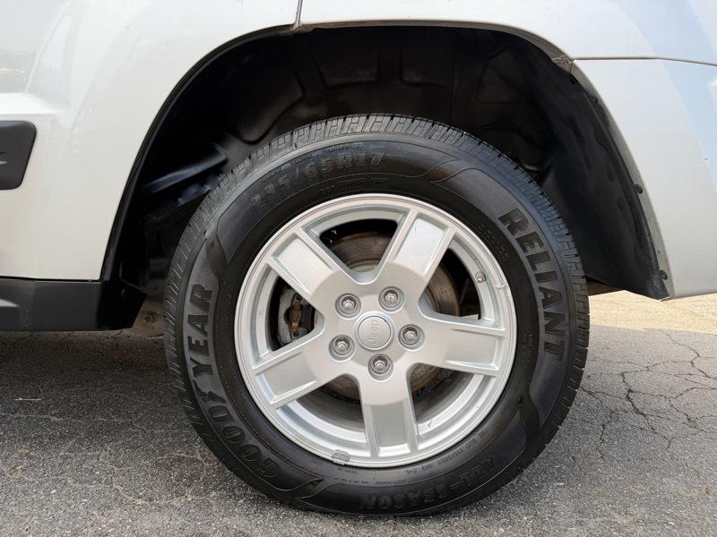 Jeep Grand Cherokee Laredo 4WD 2005