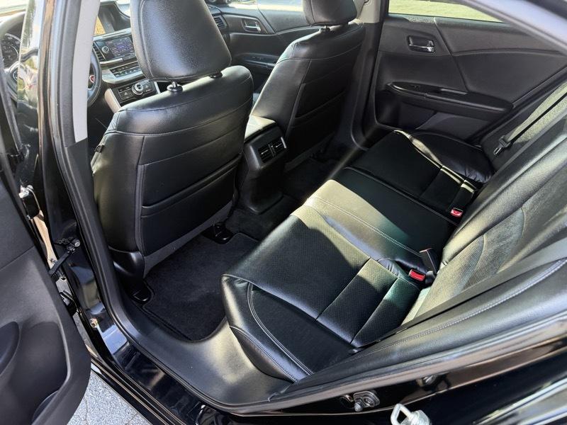 Honda Accord EX-L V6 Sedan AT 2015