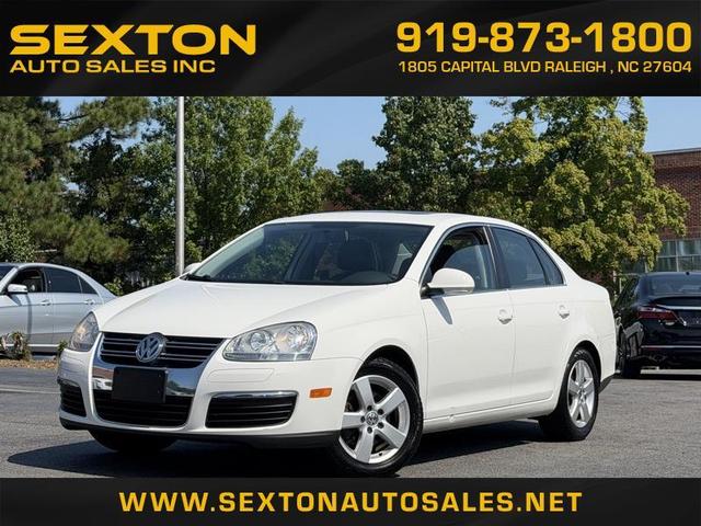 White 2009 Volkswagen Jetta Sedan Front-Wheel Drive Automatic