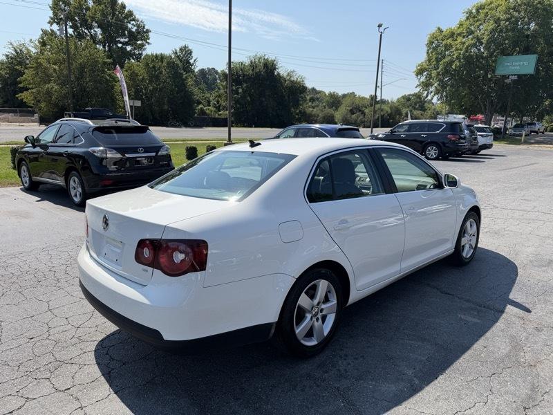 Volkswagen Jetta SE 2009