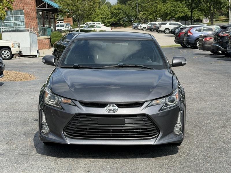 Scion tC Sports Coupe 6-Spd AT 2015