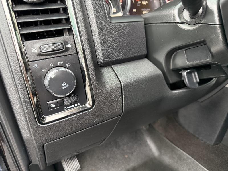RAM 1500 Sport Crew Cab 4WD 2018