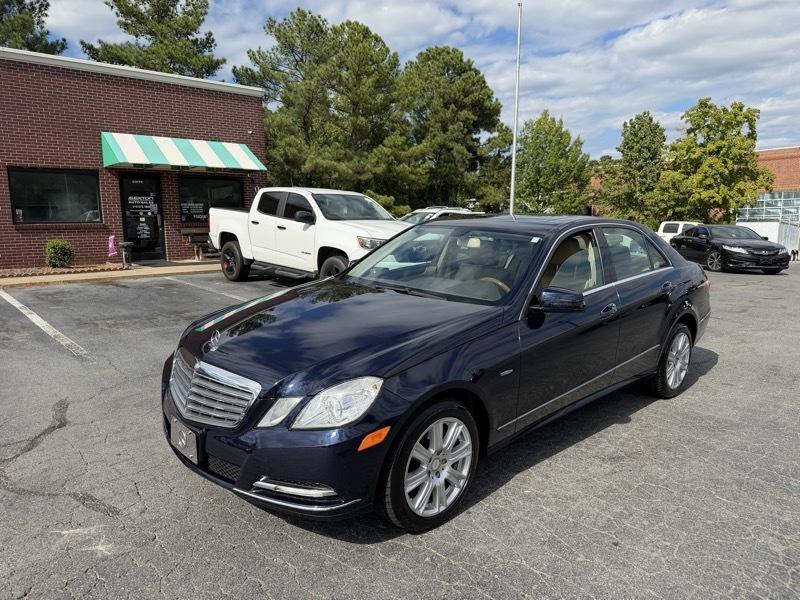Mercedes-Benz E-Class E350 4MATIC Sedan 2012