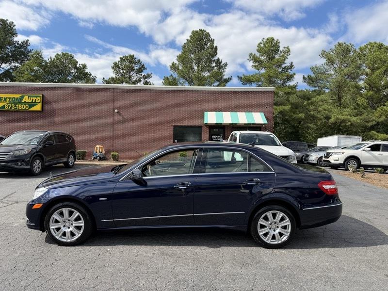 Mercedes-Benz E-Class E350 4MATIC Sedan 2012