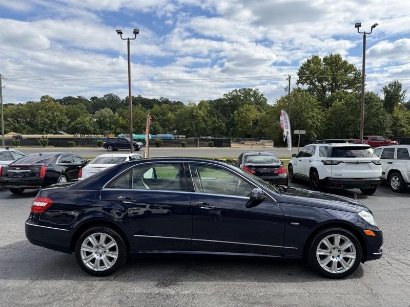 Mercedes-Benz E-Class E350 4MATIC Sedan 2012