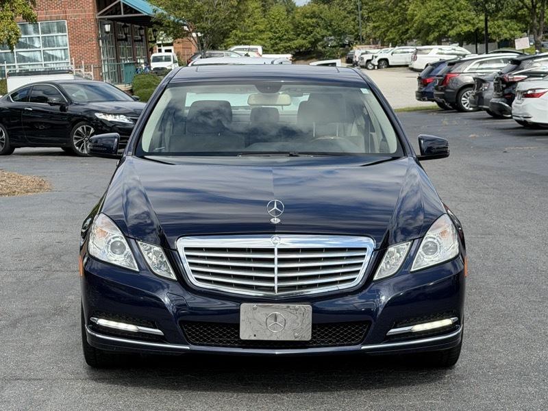 Mercedes-Benz E-Class E350 4MATIC Sedan 2012