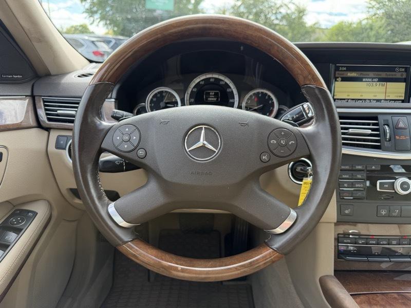 Mercedes-Benz E-Class E350 4MATIC Sedan 2012