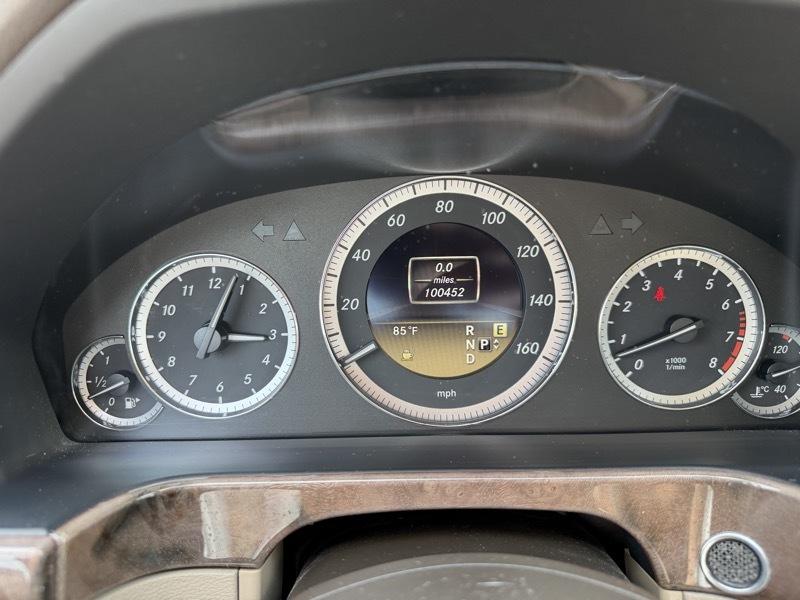 Mercedes-Benz E-Class E350 4MATIC Sedan 2012