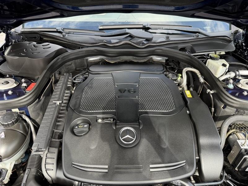 Mercedes-Benz E-Class E350 4MATIC Sedan 2012