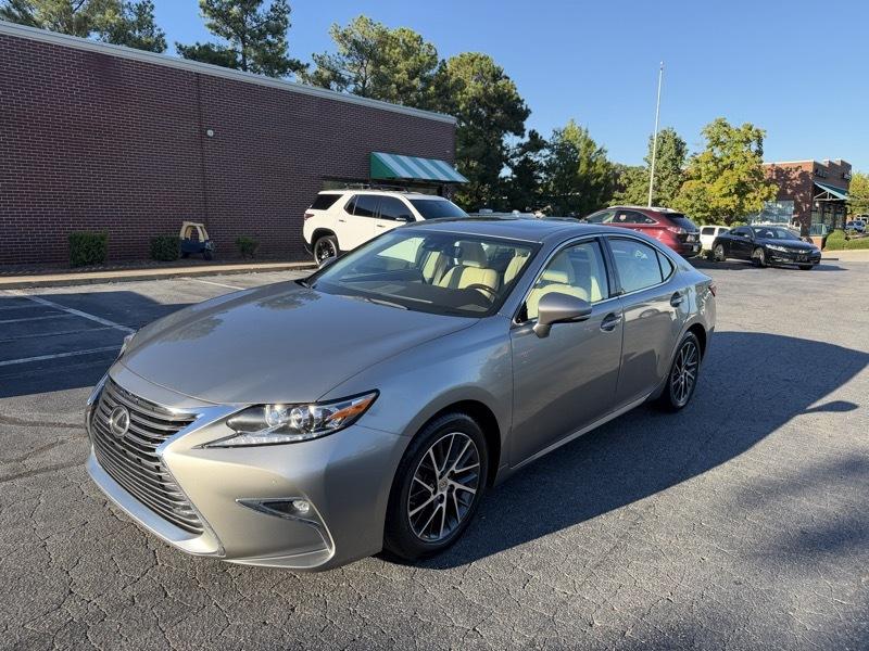 Lexus ES 350 Sedan 2017