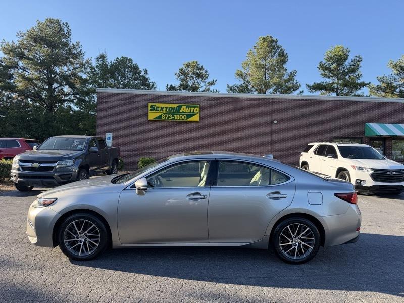 Lexus ES 350 Sedan 2017