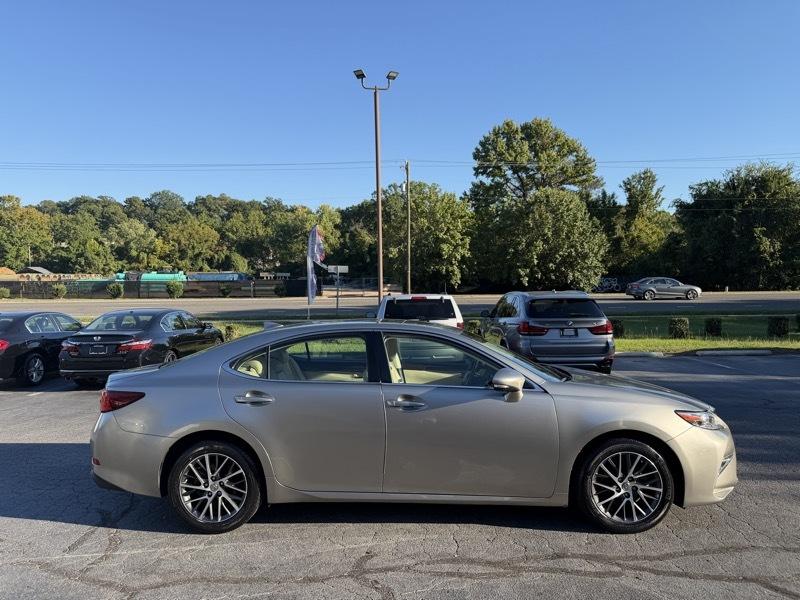 Lexus ES 350 Sedan 2017