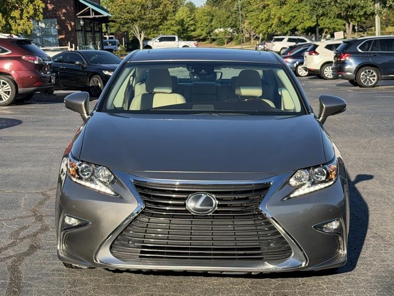 Lexus ES 350 Sedan 2017