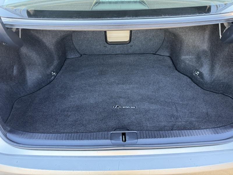Lexus ES 350 Sedan 2017